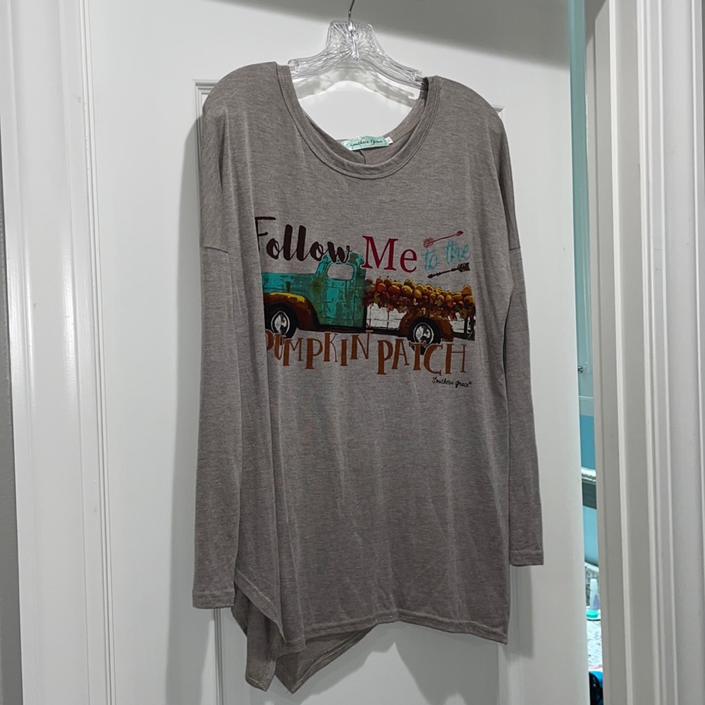 Woman’s southern grace long sleeve top size M/L pumpkin patch design